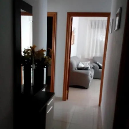 - 3 Bedrooms With Wifi - 1398